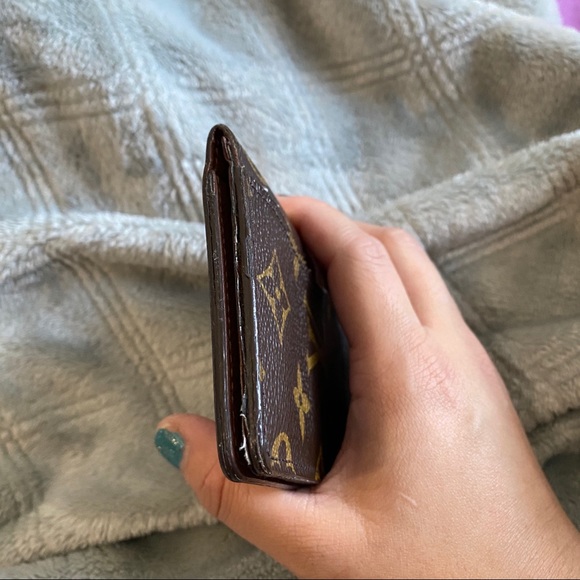 Louis Vuitton Card Holder - Picture 4 of 11